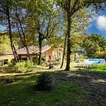 Дом отдыха Domaine Du Meyrat - 10 Min De Perigueux